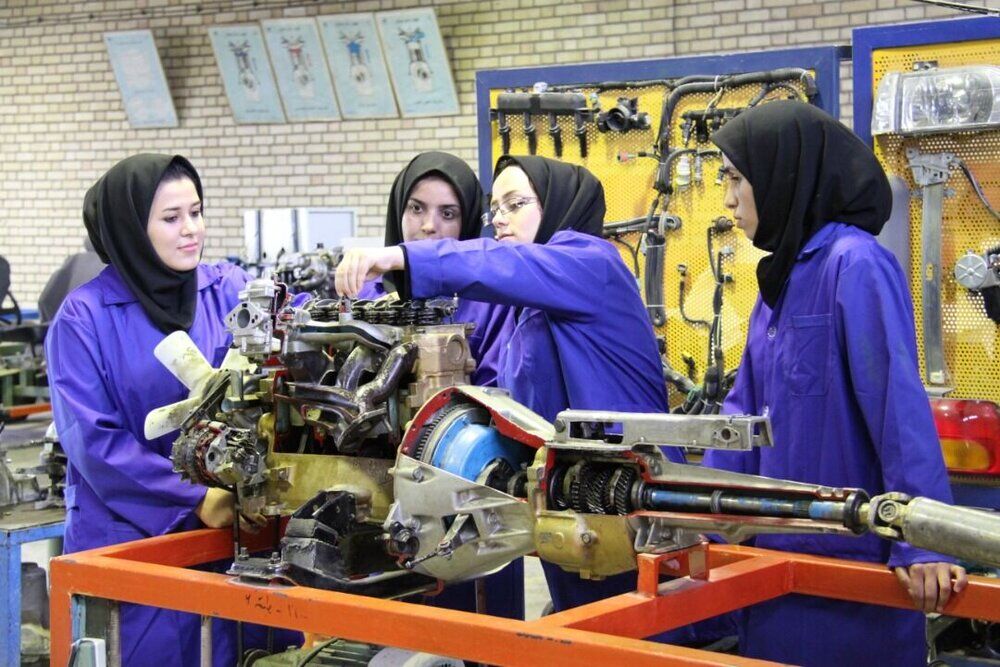 ۲.۵ میلیون نفرساعت آموزش مهارتی در البرز؛ این آموزشها چقدر به بازار کار وصل میشوند؟