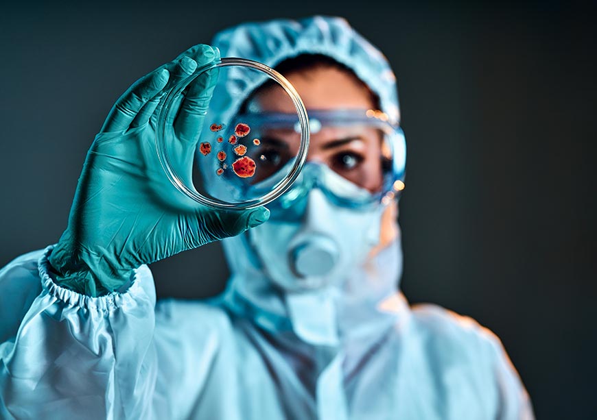 Red Queen Bio؛ استارتاپی که میخواهد با AI از تهدیدهای زیستی آینده جلو بزند